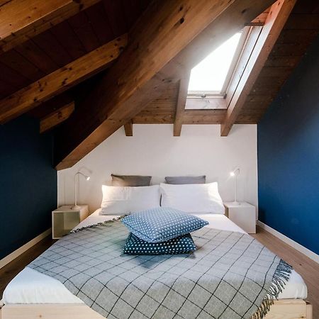 Modern Luxury Attic - Bymyhomeinโกโม ภายนอก รูปภาพ